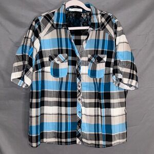 maurices Plaid Short Sleeve Button Up Shirt Women's Size 1 Black Blue Grey